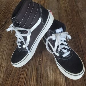 Boy's High-top Vans. Size 3.0